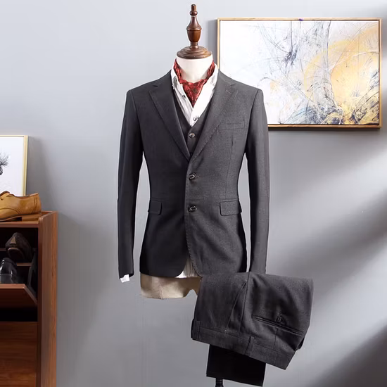 Les vêtements ESD conviennent à la veste et au pantalon de différentes couleurs antistatiques avec des vêtements de salle blanche à capuche